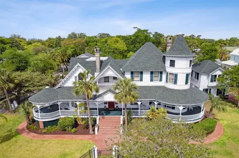 327 S 7 Th Street Fernandina Beach FL 32024
