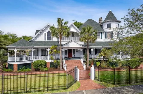 327 S 7 Th Street Fernandina Beach FL 32024