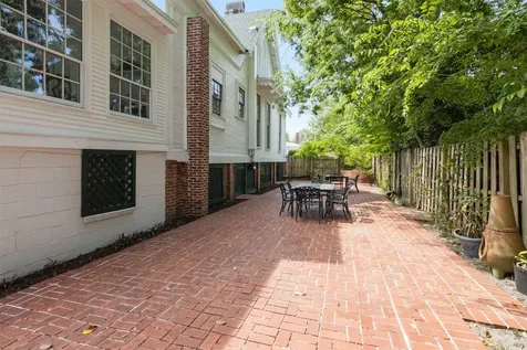 327 S 7 Th Street Fernandina Beach FL 32024