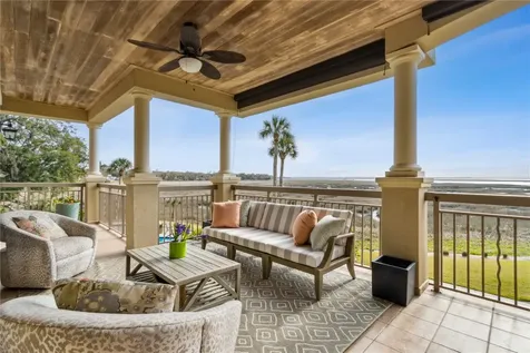 5023 First Coast Highway Fernandina Beach FL 32034