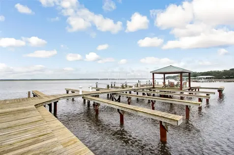 5023 First Coast Highway Fernandina Beach FL 32034