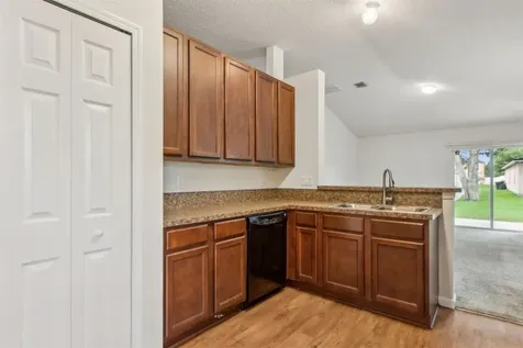 9520 Fraser Fir Court Jacksonville FL 32208