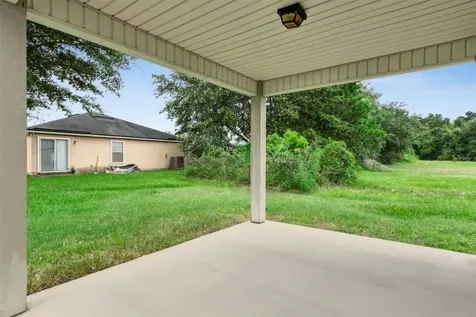 9520 Fraser Fir Court Jacksonville FL 32208