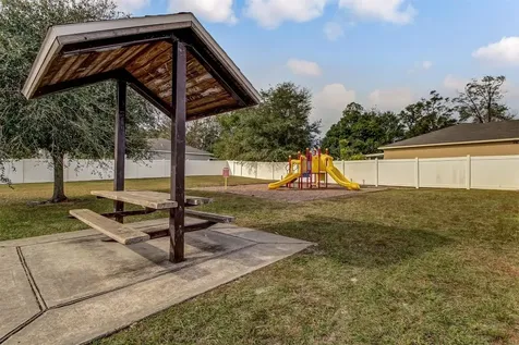 9520 Fraser Fir Court Jacksonville FL 32208