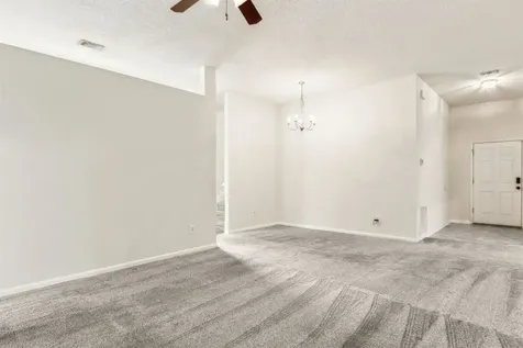 9520 Fraser Fir Court Jacksonville FL 32208