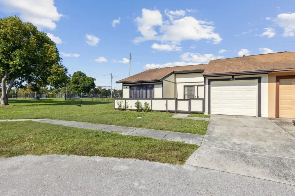 1198 Soria Avenue Orlando FL 32807