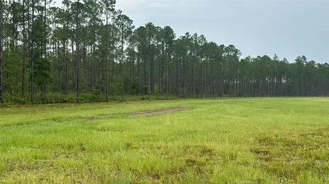 6008 Us Highway 301 Bryceville FL 32009