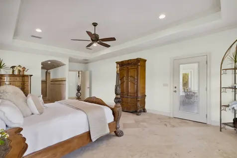 9227 Woodsman Cove Lane Jacksonville FL 32226