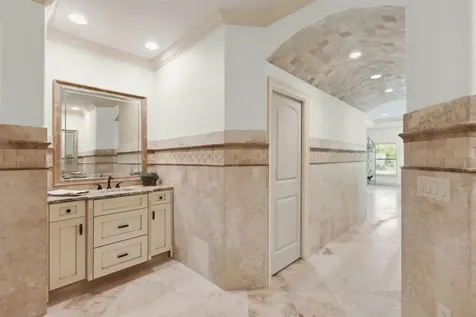 9227 Woodsman Cove Lane Jacksonville FL 32226