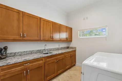 9227 Woodsman Cove Lane Jacksonville FL 32226