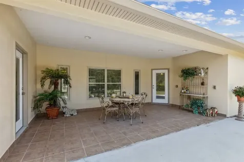 9227 Woodsman Cove Lane Jacksonville FL 32226
