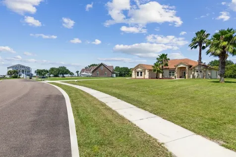 9227 Woodsman Cove Lane Jacksonville FL 32226