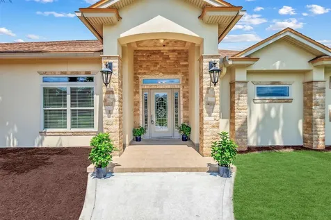 9227 Woodsman Cove Lane Jacksonville FL 32226