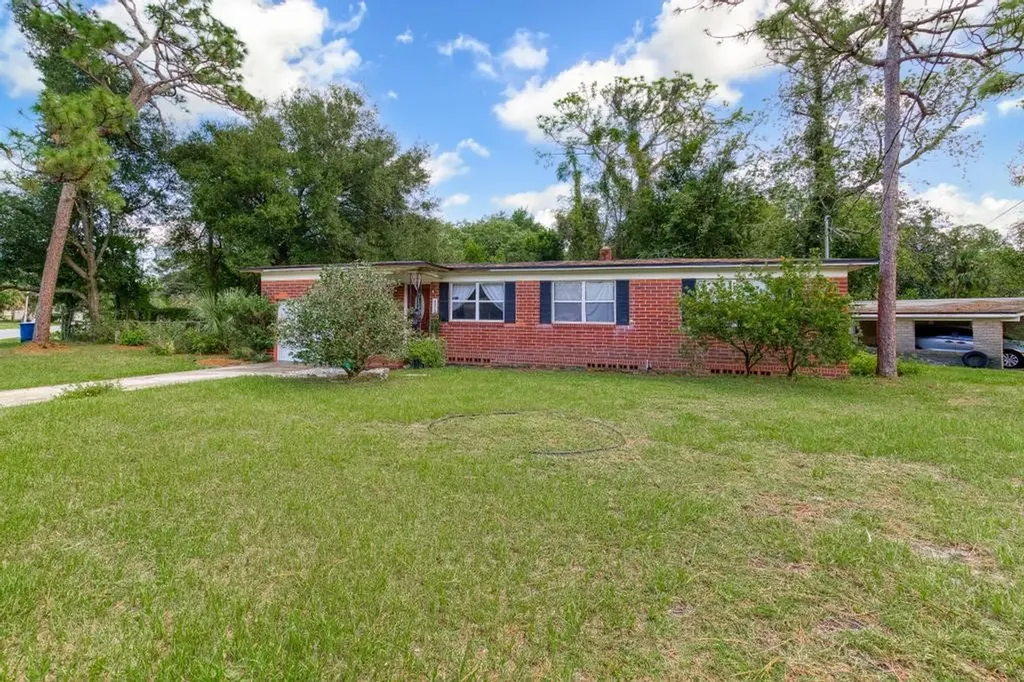 6312 Shady Oak Drive Jacksonville FL 32277