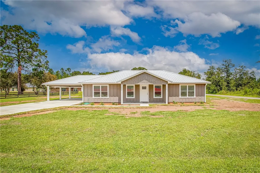 27474 W 10th Avenue Hilliard FL 32046