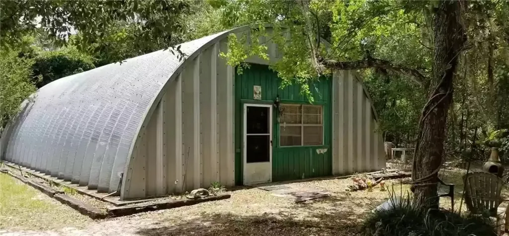 222 Rainbow Drive Florahome FL 32140