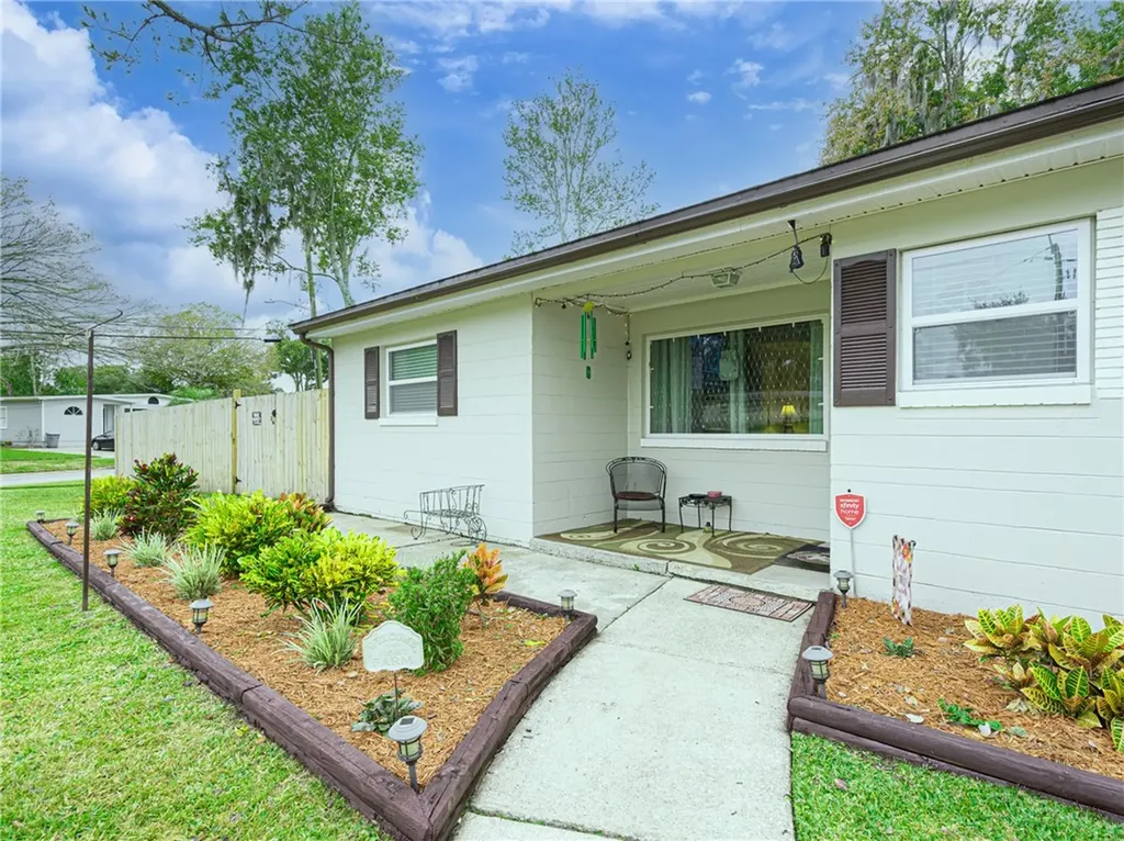 1942 Valens Drive East Jacksonville FL 32216
