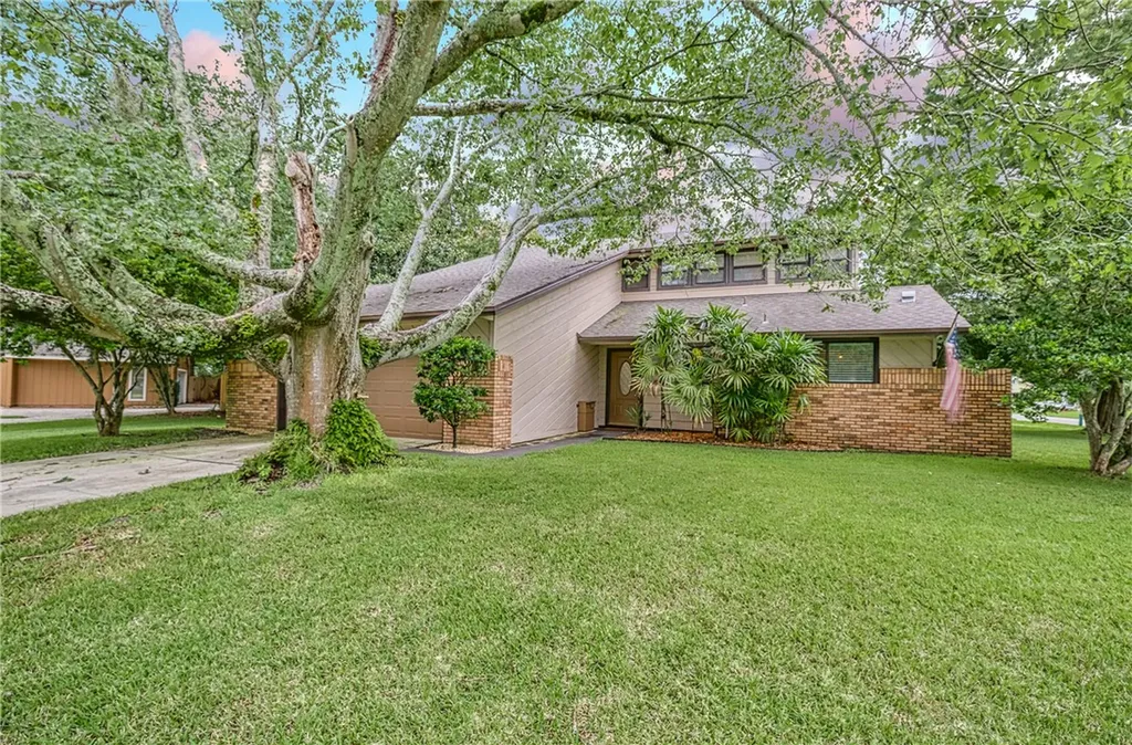 2306 Meadow Lark Court Jacksonville FL 32246