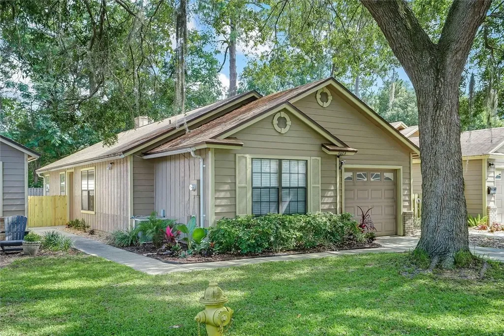3829 Millpoint Drive Jacksonville FL 32257