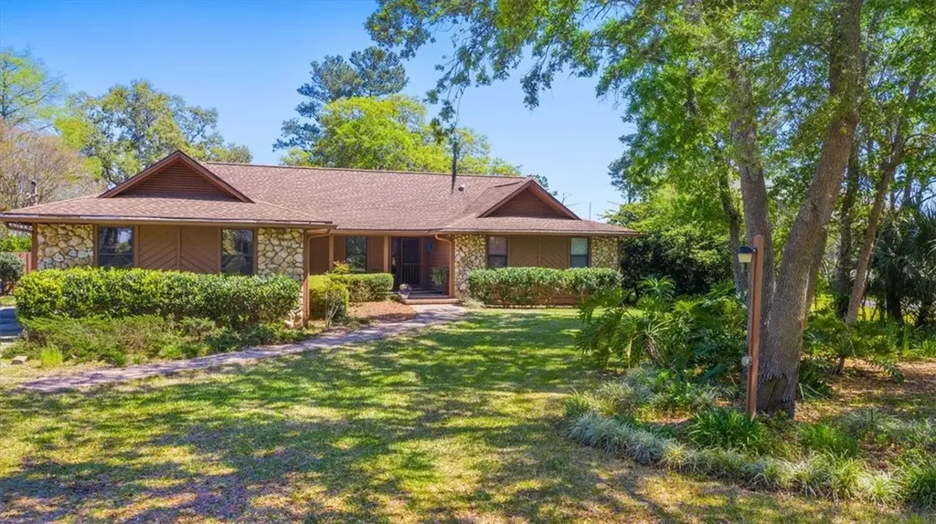 1087 Eagle Bend Court Jacksonville FL 32226