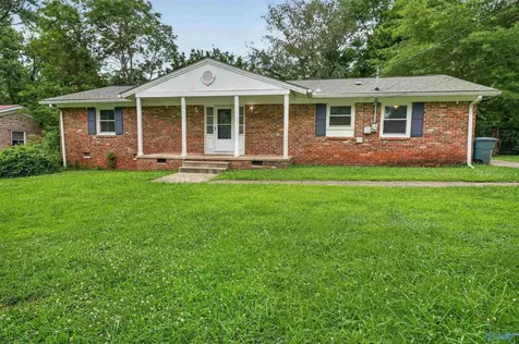 4913 Westwood Drive NW Huntsville AL 35810