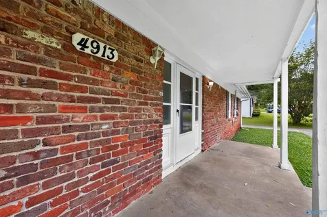4913 Westwood Drive NW Huntsville AL 35810