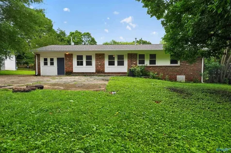 4913 Westwood Drive NW Huntsville AL 35810