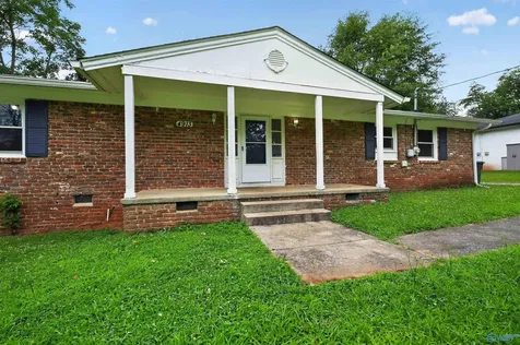 4913 Westwood Drive NW Huntsville AL 35810