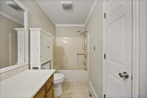 125 La Newby Drive Harvest AL 35749