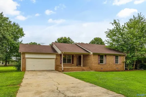 125 La Newby Drive Harvest AL 35749