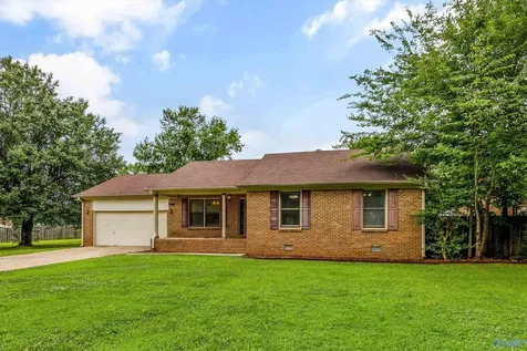 125 La Newby Drive Harvest AL 35749