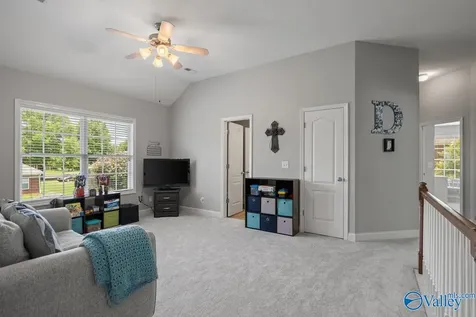 5107 Creekstone Drive Owens Cross Roads AL 35763