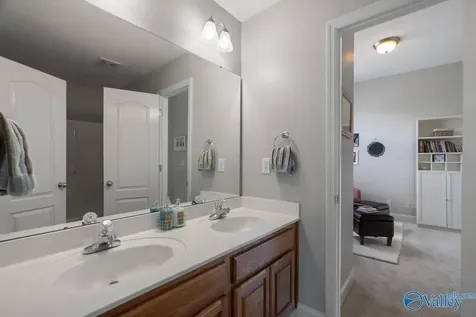 5107 Creekstone Drive Owens Cross Roads AL 35763