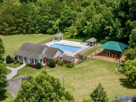 5107 Creekstone Drive Owens Cross Roads AL 35763