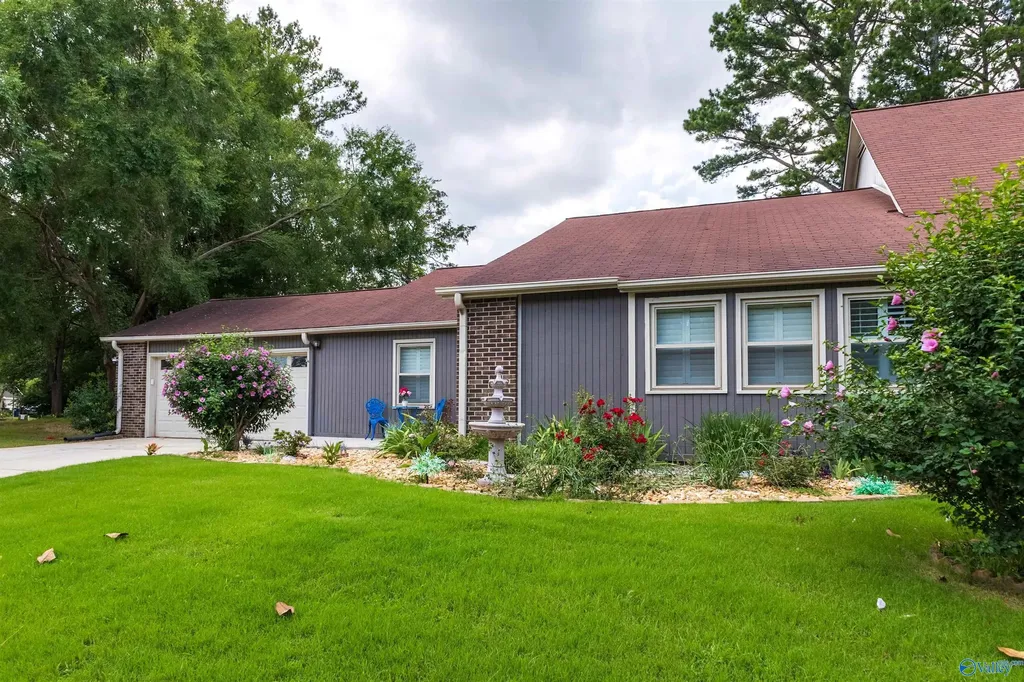 301 Autumn Lane Madison AL 35758