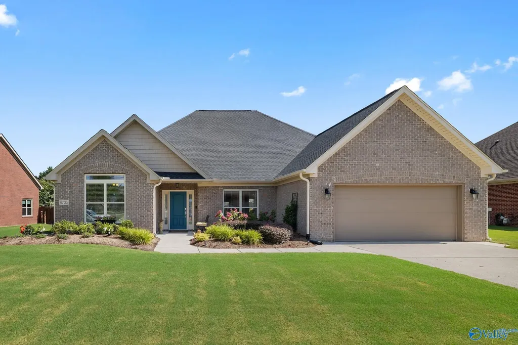 6735 Mceachern Lane SE Owens Cross Roads AL 35763