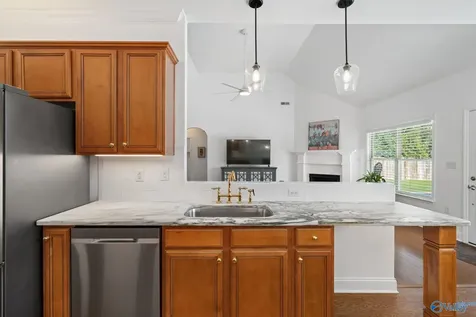6735 Mceachern Lane SE Owens Cross Roads AL 35763