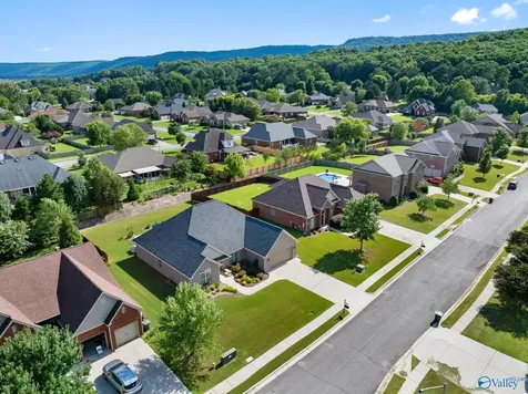 6735 Mceachern Lane SE Owens Cross Roads AL 35763