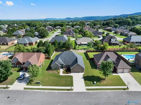 6735 Mceachern Lane SE Owens Cross Roads AL 35763
