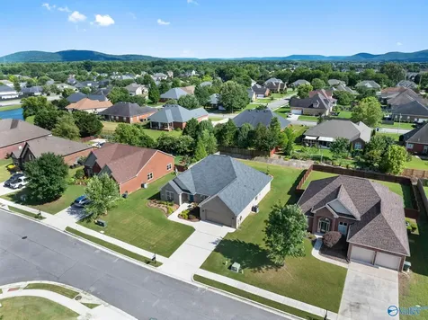 6735 Mceachern Lane SE Owens Cross Roads AL 35763