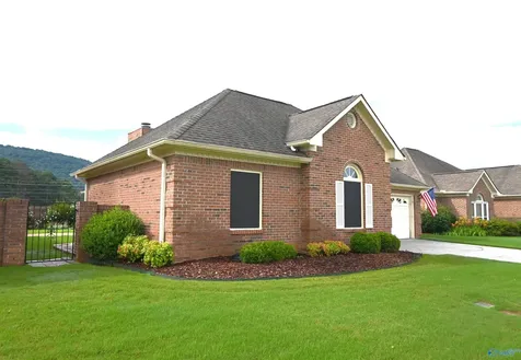 15063 Ashmont Boulevard SE Huntsville AL 35803