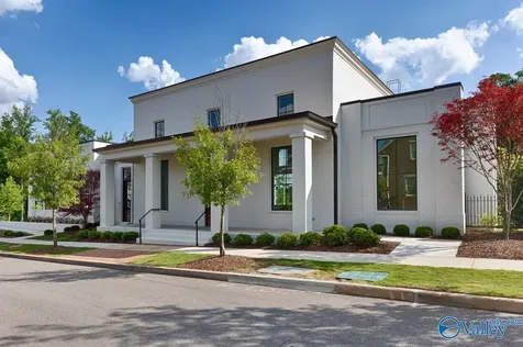 7 Wickenden Street NW Huntsville AL 35806