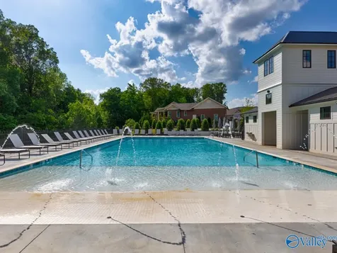 7 Wickenden Street NW Huntsville AL 35806