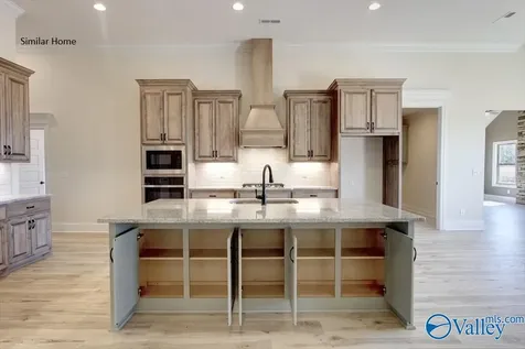 Flagstaff B:1 Avondale Drive Athens AL 35613