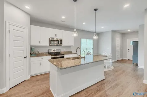 1038 Highgrove Heights NW Harvest AL 35749
