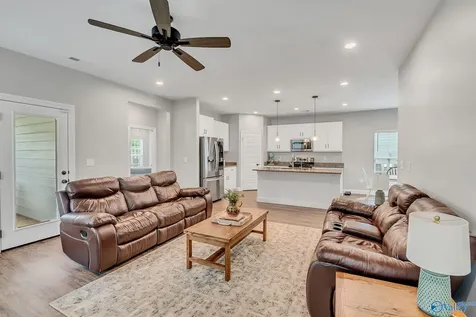 1038 Highgrove Heights NW Harvest AL 35749
