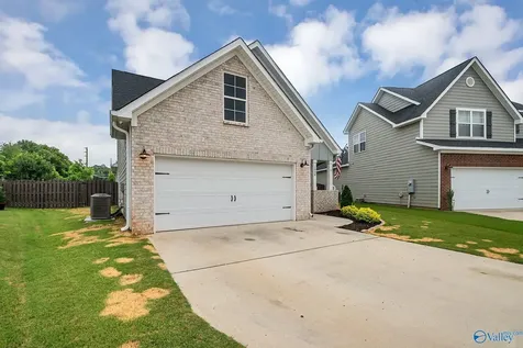 1038 Highgrove Heights NW Harvest AL 35749