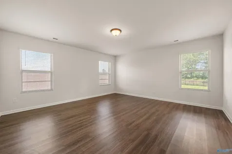 124 Varina Drive Owens Cross Roads AL 35763