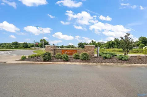 124 Varina Drive Owens Cross Roads AL 35763