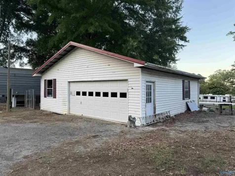 40 Buttercup Drive Guntersville AL 35976